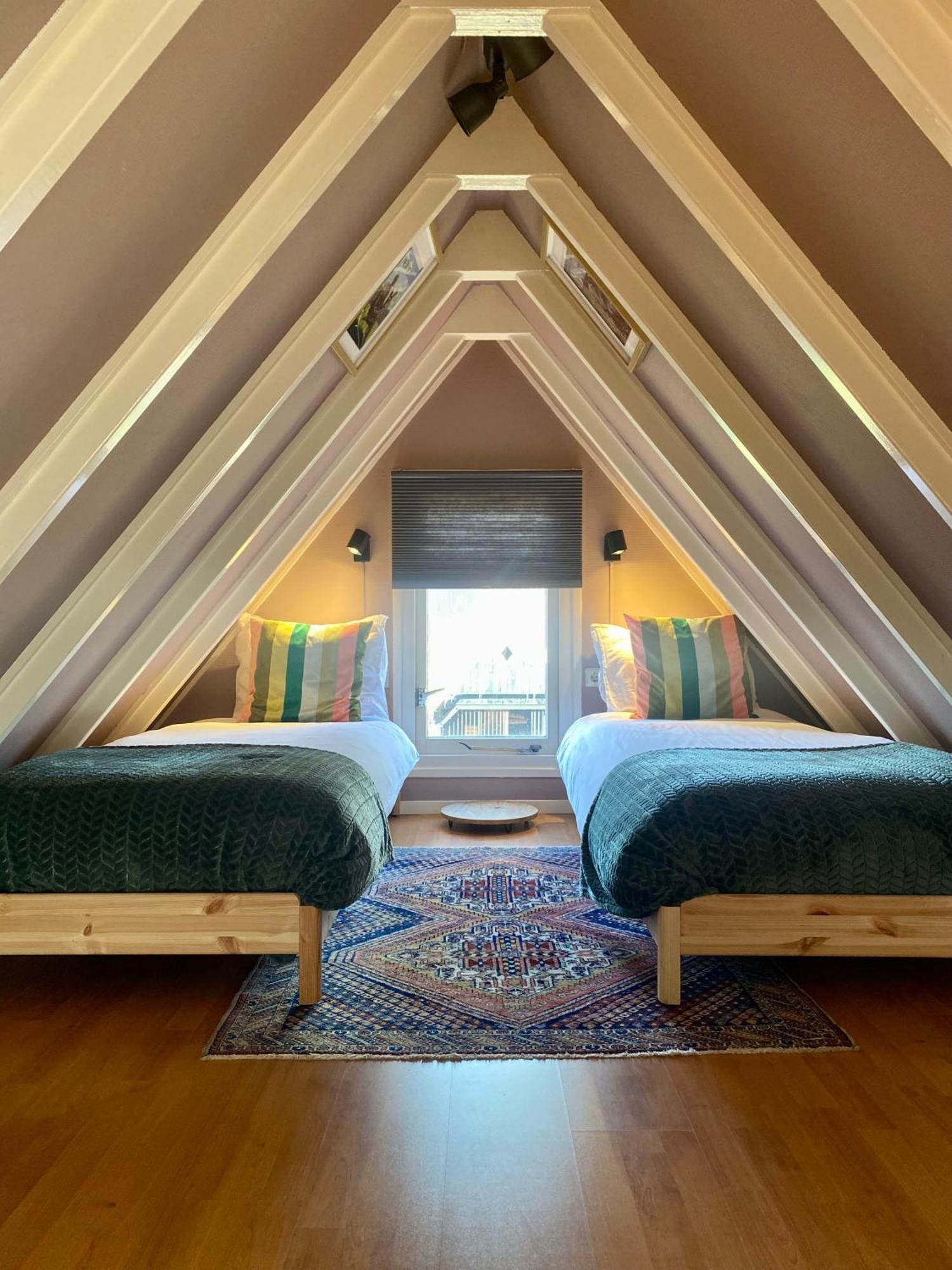 Loosan Lodges Gastenhuis Reutum Exteriér fotografie